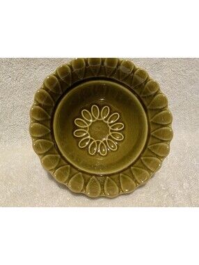 Vintage MC California Pottery L56 Avocado Green 6.25” Bowl - USA Made
